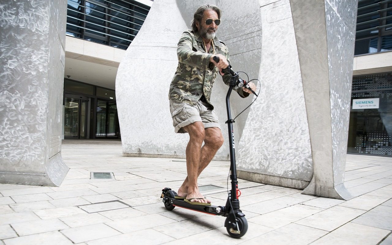 Povinné zmluvné poistenie pre elektrické kolobežky